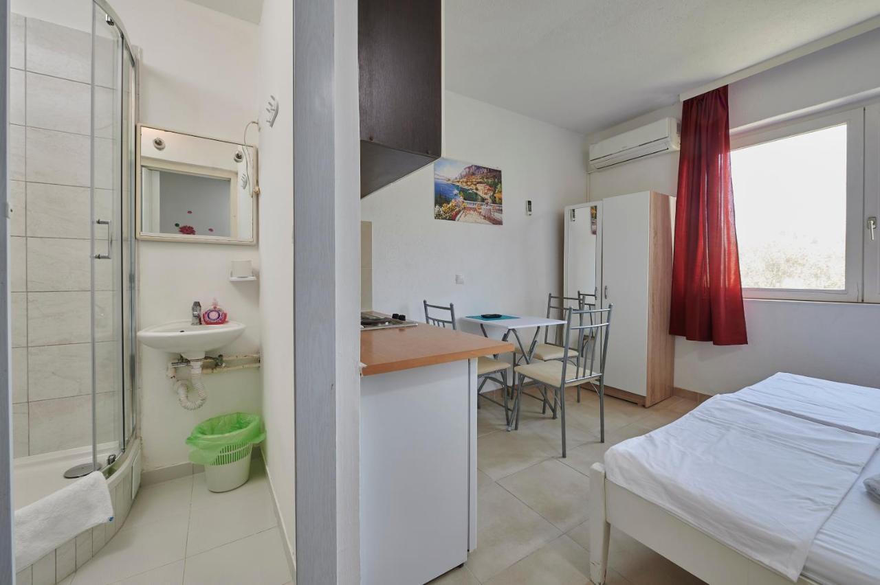 Apartments Balote Trogir Buitenkant foto